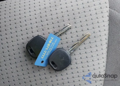 2006 Toyota Sienna Ce z USA, uszkodzony, nr VIN 5TDZA23C66S563680